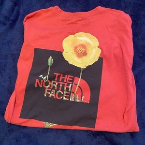 THE NORTH FACE shirt